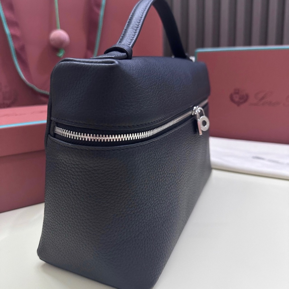 Ms. Loro Piana shoulder bag